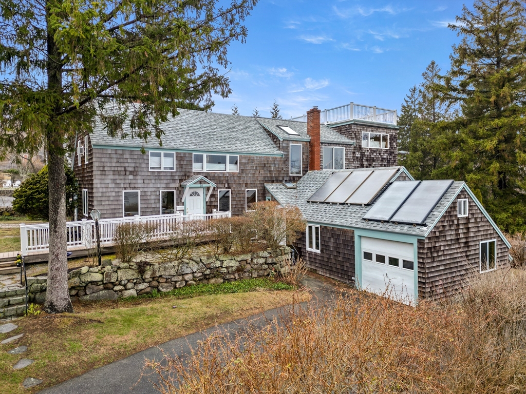 10 Landmark Lane, Rockport, Massachusetts, 6 Bedrooms Bedrooms, 13 Rooms Rooms,3.5 BathroomsBathrooms,Residential Income,For Sale,Landmark Lane,73354671