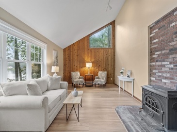 76 Lakewood Park Rd, Westminster, Massachusetts, 3 Bedrooms Bedrooms, 8 Rooms Rooms,2 BathroomsBathrooms,Residential Income,For Sale,Lakewood Park Rd,73396122