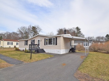 40 Friendship Dr, West Bridgewater, Massachusetts, 2 Bedrooms Bedrooms, 7 Rooms Rooms,2 BathroomsBathrooms,Residential,For Sale,Friendship Dr,73349292