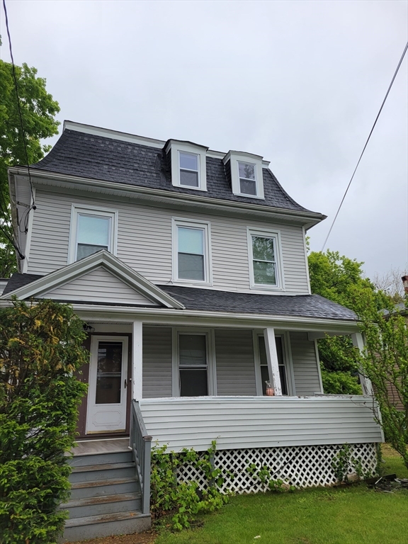 33 Austin Street, Boston, Massachusetts, 3 Bedrooms Bedrooms, 6 Rooms Rooms,2 BathroomsBathrooms,Residential Lease,For Rent,Austin Street,73381729
