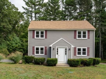 210 Main St, Carver, Massachusetts, 5 Bedrooms Bedrooms, 10 Rooms Rooms,3 BathroomsBathrooms,Residential Income,For Sale,Main St,73356814