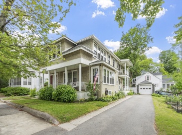 30-32 Carter St, Leominster, Massachusetts, 5 Bedrooms Bedrooms, 10 Rooms Rooms,2 BathroomsBathrooms,Residential Income,For Sale,Carter St,73383525