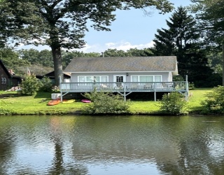 153 Cottage Road, Enfield, Connecticut, 2 Bedrooms Bedrooms, 4 Rooms Rooms,1 BathroomBathrooms,Residential Lease,For Rent,Cottage Road,73400176