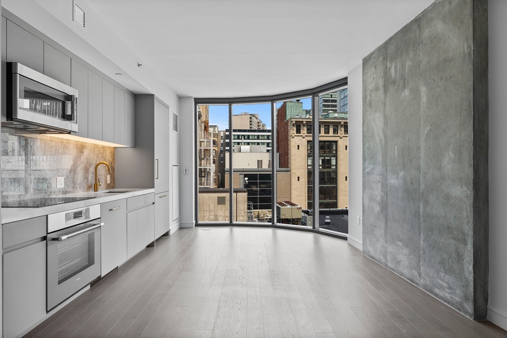 55 Lagrange Street, Boston, Massachusetts, 1 Room Rooms,1 BathroomBathrooms,Residential Lease,For Rent,Lagrange Street,73383566