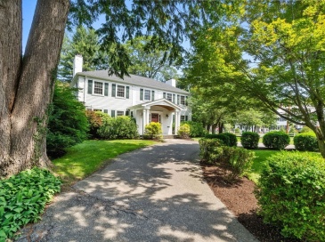 61 Hundreds, Wellesley, Massachusetts, 5 Bedrooms Bedrooms, 12 Rooms Rooms,5 BathroomsBathrooms,Residential Lease,For Rent,Hundreds,73397600