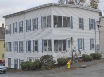 31 Edwards St, Fitchburg, Massachusetts, 2 Bedrooms Bedrooms, 4 Rooms Rooms,1 BathroomBathrooms,Residential Lease,For Rent,Edwards St,73368180