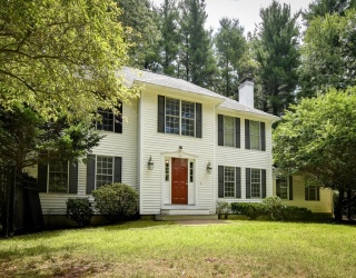 81 Tisdale Dr, Dover, Massachusetts, 4 Bedrooms Bedrooms, 8 Rooms Rooms,2.5 BathroomsBathrooms,Residential Lease,For Rent,Tisdale Dr,73400612