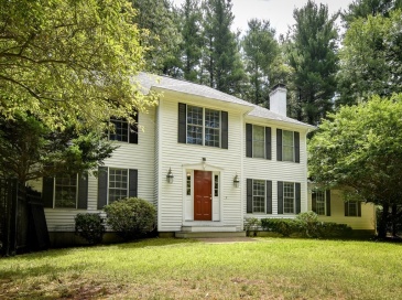 81 Tisdale Dr, Dover, Massachusetts, 4 Bedrooms Bedrooms, 8 Rooms Rooms,2.5 BathroomsBathrooms,Residential Lease,For Rent,Tisdale Dr,73400612