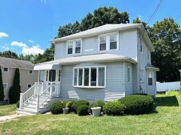 71 Bellevue Rd, Braintree, Massachusetts, 3 Bedrooms Bedrooms, 6 Rooms Rooms,1 BathroomBathrooms,Residential Lease,For Rent,Bellevue Rd,73407450