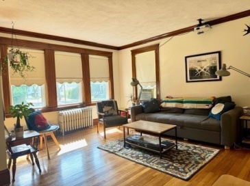 27 Parker St, Arlington, Massachusetts, 3 Bedrooms Bedrooms, 6 Rooms Rooms,1 BathroomBathrooms,Residential Lease,For Rent,Parker St,73409964