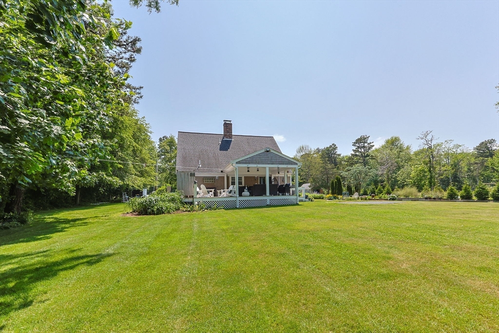 324 Church St, Barnstable, Massachusetts, 3 Bedrooms Bedrooms, 6 Rooms Rooms,2 BathroomsBathrooms,Residential,For Sale,Church St,73391355