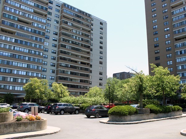 6-8 Whittier Pl, Boston, Massachusetts, ,Residential Lease,For Rent,Whittier Pl,73413029