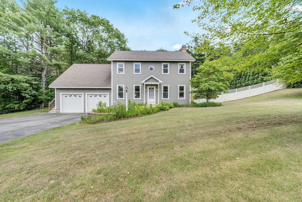 16 April Cir, Templeton, Massachusetts, 3 Bedrooms Bedrooms, 6 Rooms Rooms,1.5 BathroomsBathrooms,Residential,For Sale,April Cir,73394799