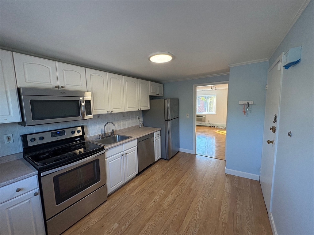 28 Bryon Road, Boston, Massachusetts, 2 Bedrooms Bedrooms, 4 Rooms Rooms,1 BathroomBathrooms,Residential Lease,For Rent,Bryon Road,73405076