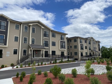 364 Irving, Framingham, Massachusetts, 2 Bedrooms Bedrooms, 4 Rooms Rooms,2 BathroomsBathrooms,Residential Lease,For Rent,Irving,73411148