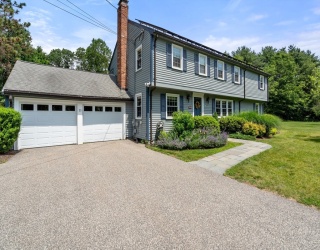 73 Oxbow Rd, Wayland, Massachusetts, 4 Bedrooms Bedrooms, 9 Rooms Rooms,2.5 BathroomsBathrooms,Residential Lease,For Rent,Oxbow Rd,73391995