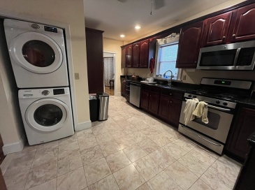 48 Weld Hill St, Boston, Massachusetts, 2 Bedrooms Bedrooms, 5 Rooms Rooms,1 BathroomBathrooms,Residential Lease,For Rent,Weld Hill St,73401943