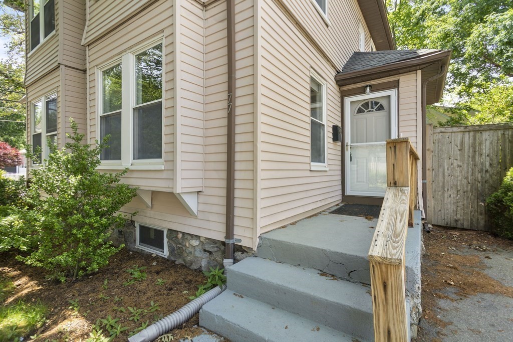 77 Wildwood Ave, Newton, Massachusetts, 4 Bedrooms Bedrooms, 7 Rooms Rooms,1.5 BathroomsBathrooms,Residential Lease,For Rent,Wildwood Ave,73383282