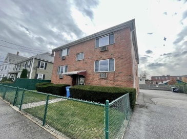 15 Clinton Street, Waltham, Massachusetts, 1 Bedroom Bedrooms, 3 Rooms Rooms,1 BathroomBathrooms,Residential Lease,For Rent,Clinton Street,73415783