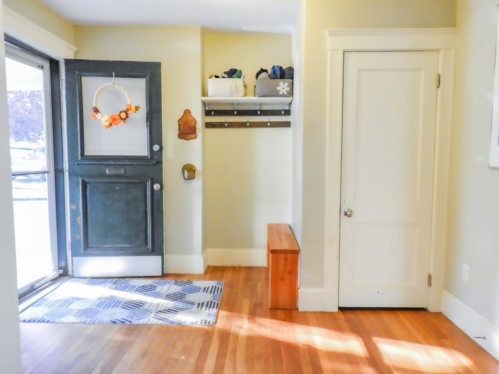 101 Fletcher, Boston, Massachusetts, 2 Bedrooms Bedrooms, 6 Rooms Rooms,1 BathroomBathrooms,Residential Lease,For Rent,Fletcher,73398400