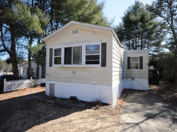 23 Marks Way, Carver, Massachusetts, 2 Bedrooms Bedrooms, 4 Rooms Rooms,1.5 BathroomsBathrooms,Residential,For Sale,Marks Way,73346322