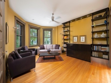31 Linnaean St, Cambridge, Massachusetts, 2 Bedrooms Bedrooms, 5 Rooms Rooms,1 BathroomBathrooms,Residential Lease,For Rent,Linnaean St,73405674