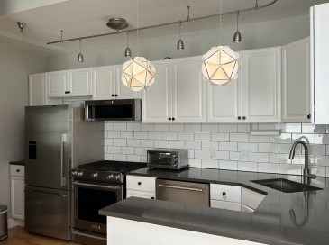 6 Porter Rd, Cambridge, Massachusetts, 3 Bedrooms Bedrooms, 5 Rooms Rooms,1.5 BathroomsBathrooms,Residential Lease,For Rent,Porter Rd,73409951