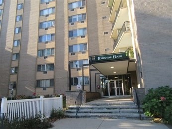 1025 Hancock, Quincy, Massachusetts, 2 Rooms Rooms,1 BathroomBathrooms,Residential Lease,For Rent,Hancock,73391220