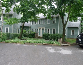 89 Brookdale, Shrewsbury, Massachusetts, 3 Bedrooms Bedrooms, 6 Rooms Rooms,2.5 BathroomsBathrooms,Residential Lease,For Rent,Brookdale,73402158