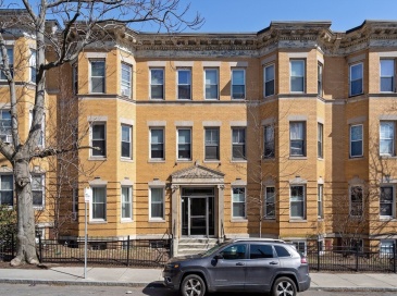 141 Chiswick, Boston, Massachusetts, 2 Bedrooms Bedrooms, 4 Rooms Rooms,1 BathroomBathrooms,Residential Lease,For Rent,Chiswick,73402770