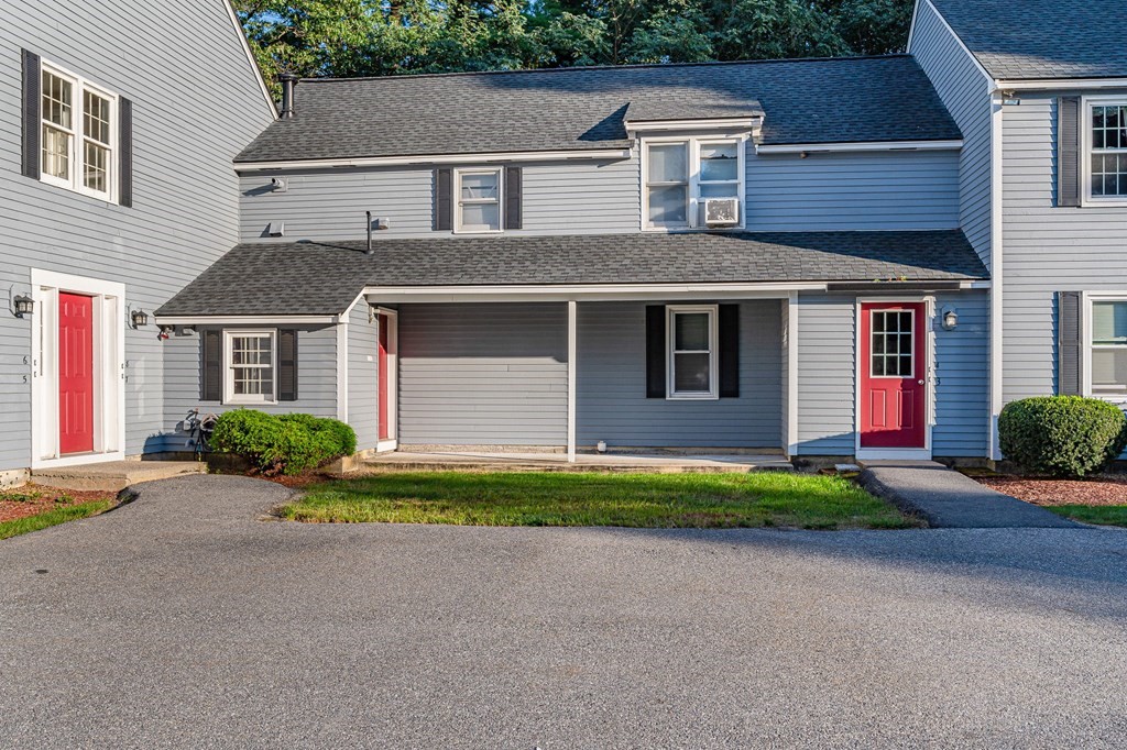 68 Lantern Lane, Dracut, Massachusetts, 1 Bedroom Bedrooms, 4 Rooms Rooms,1 BathroomBathrooms,Residential Lease,For Rent,Lantern Lane,73415914