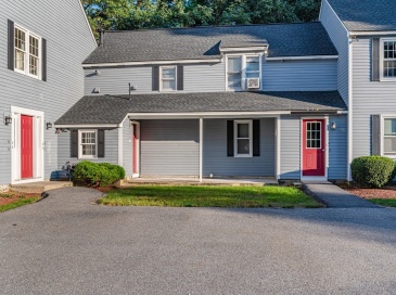 68 Lantern Lane, Dracut, Massachusetts, 1 Bedroom Bedrooms, 4 Rooms Rooms,1 BathroomBathrooms,Residential Lease,For Rent,Lantern Lane,73415914