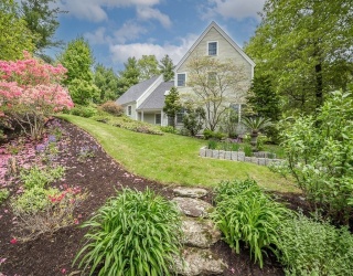 14 Parsons Hill Road, Wenham, Massachusetts, 5 Bedrooms Bedrooms, 11 Rooms Rooms,3.5 BathroomsBathrooms,Residential,For Sale,Parsons Hill Road,73380924