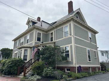 54 Bromfield Street, Newburyport, Massachusetts, 1 Bedroom Bedrooms, 3 Rooms Rooms,1 BathroomBathrooms,Residential Lease,For Rent,Bromfield Street,73407261