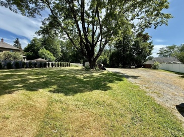 52 Silver Street, Greenfield, Massachusetts, ,Land,For Sale,Silver Street,73398714