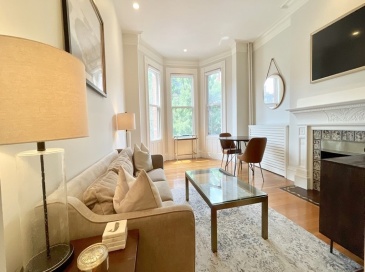 194 Marlborough St, Boston, Massachusetts, 1 Bedroom Bedrooms, 3 Rooms Rooms,1 BathroomBathrooms,Residential Lease,For Rent,Marlborough St,73416747