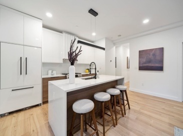 118 Spring St., Cambridge, Massachusetts, 3 Bedrooms Bedrooms, 8 Rooms Rooms,3 BathroomsBathrooms,Residential Lease,For Rent,Spring St.,73407699