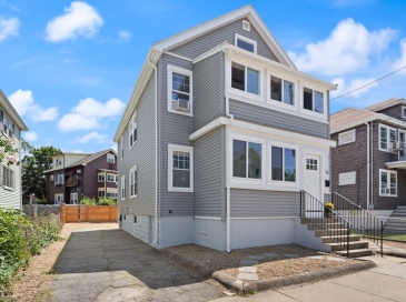 16 Rice Ave, Medford, Massachusetts, 4 Bedrooms Bedrooms, 11 Rooms Rooms,2 BathroomsBathrooms,Residential Income,For Sale,Rice Ave,73392583