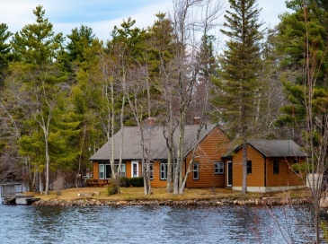 229 Ashby Rd, Ashburnham, Massachusetts, 4 Bedrooms Bedrooms, 10 Rooms Rooms,2 BathroomsBathrooms,Residential Income,For Sale,Ashby Rd,73359191