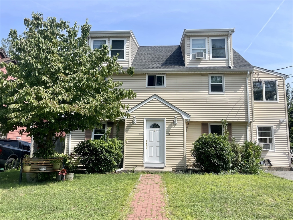 144-146 Washington Avenue, Newton, Massachusetts, 3 Bedrooms Bedrooms, 6 Rooms Rooms,1 BathroomBathrooms,Residential Lease,For Rent,Washington Avenue,73416011