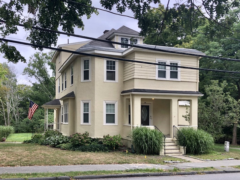 24 State Street, Wellesley, Massachusetts, 1 Bedroom Bedrooms, 3 Rooms Rooms,1 BathroomBathrooms,Residential Lease,For Rent,State Street,73396750