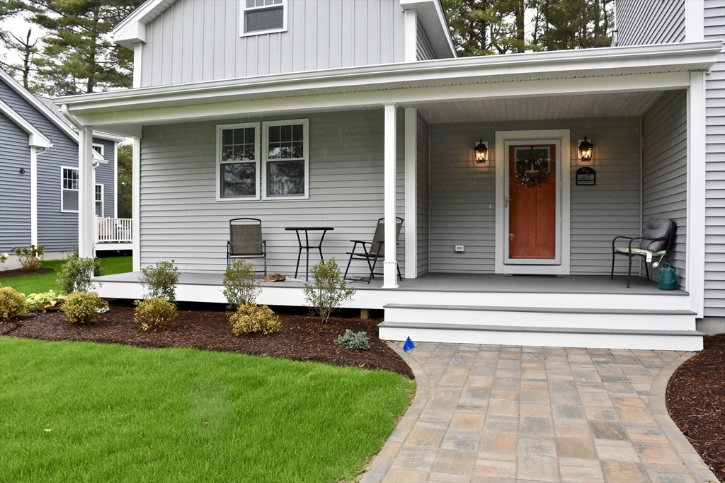 1 Beacon St. - Unit 33, Wareham, Massachusetts, 2 Bedrooms Bedrooms, 5 Rooms Rooms,2 BathroomsBathrooms,Residential,For Sale,Beacon St. - Unit 33,73294388