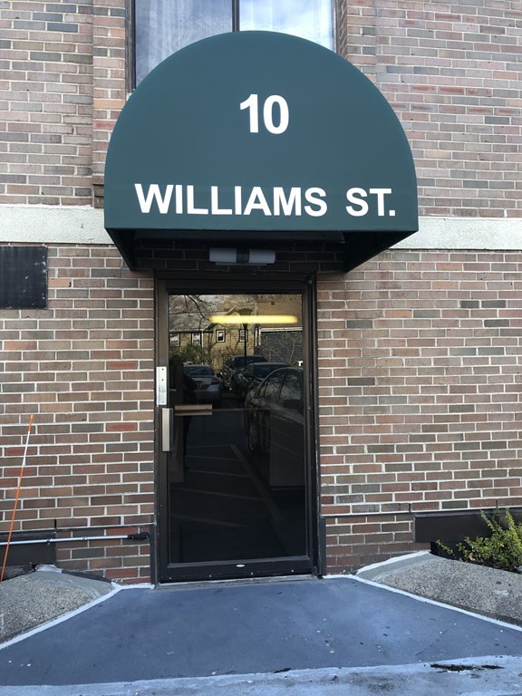 10 Williams Street, Watertown, Massachusetts, 1 Bedroom Bedrooms, 3 Rooms Rooms,1 BathroomBathrooms,Residential Lease,For Rent,Williams Street,73374960