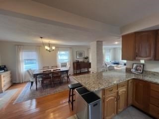 2 Fitch Court, Wakefield, Massachusetts, 2 Bedrooms Bedrooms, 8 Rooms Rooms,1 BathroomBathrooms,Residential Lease,For Rent,Fitch Court,73414196
