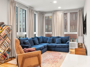 10 Taber Street, Boston, Massachusetts, 2 Bedrooms Bedrooms, 3 Rooms Rooms,1 BathroomBathrooms,Residential Lease,For Rent,Taber Street,73413639