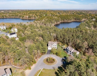 86 Pioneer Trail, Plymouth, Massachusetts, 4 Bedrooms Bedrooms, 8 Rooms Rooms,3.5 BathroomsBathrooms,Residential Lease,For Rent,Pioneer Trail,73408101