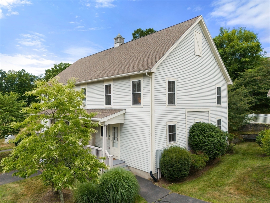 6 Leland Dr, Sherborn, Massachusetts, 2 Bedrooms Bedrooms, 5 Rooms Rooms,1.5 BathroomsBathrooms,Residential,For Sale,Leland Dr,73402187