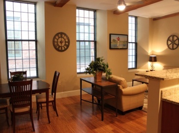 64 Beacon Street, Worcester, Massachusetts, 2 Bedrooms Bedrooms, 4 Rooms Rooms,2 BathroomsBathrooms,Residential Lease,For Rent,Beacon Street,73386855