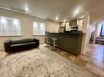 25 Saint Mary's Ct, Brookline, Massachusetts, 1 Bedroom Bedrooms, 2 Rooms Rooms,1 BathroomBathrooms,Residential Lease,For Rent,Saint Mary's Ct,73320354