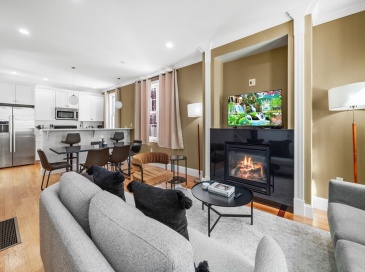 91 Dresser St, Boston, Massachusetts, 3 Bedrooms Bedrooms, 6 Rooms Rooms,3.5 BathroomsBathrooms,Residential Lease,For Rent,Dresser St,73409669